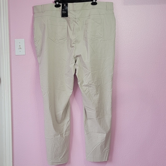 JM COLLECTION  Straight-Leg Curvy-Fit Pants/ 24W. - Picture 4 of 11